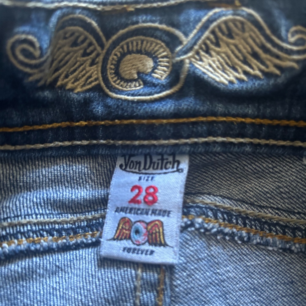Von Dutch jeans | vintage
Y2K low rise jeans in size28 - Picture 3 of 3